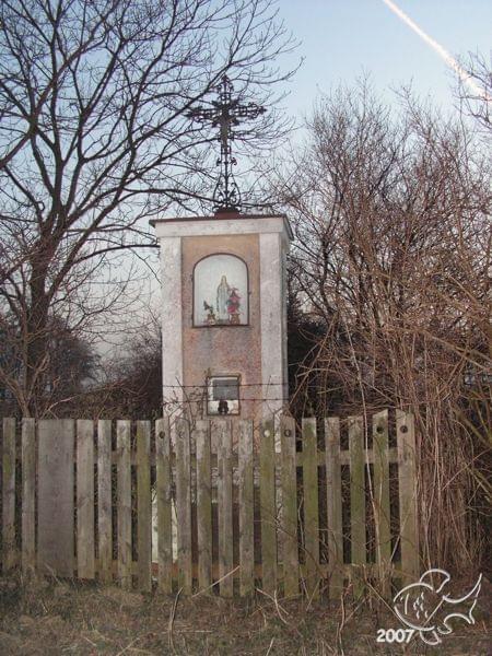 Polskie kapliczki Wojenne tajemnice WARSZAWA i OKOLICE