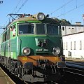 14.10.2007 (Krzyż) Pociag Tanich Lini Kolejowych relacji Szczecin Gł - Lublin z lokomotywą EU07-308