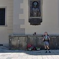 pomnik Janowi Pawłowi II.
Lwów #pomnik #katedra