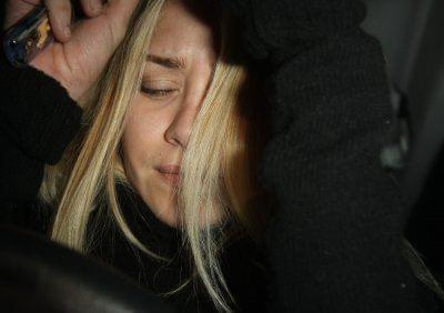 Ashley leaving Neil George Hair Salon-paparazzi grudzień 2007