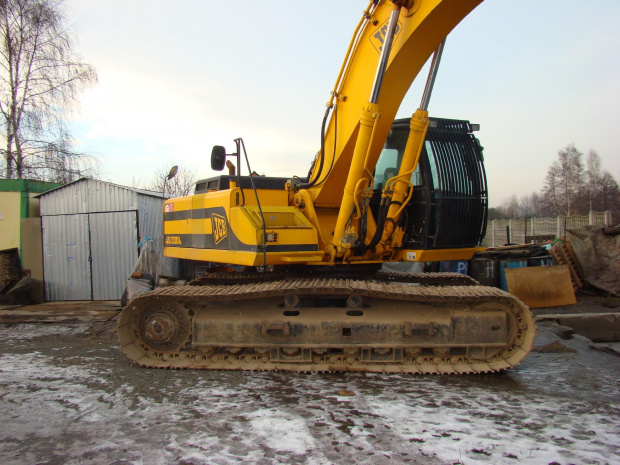 JCB JS 330L