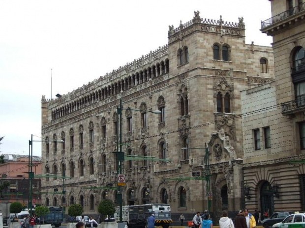 Przy Eje Central... #MiastoMeksyk #MexicoCity #CentroHistorico