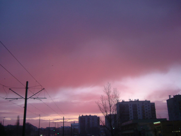 Czerwone chmurki nad Kurdwanowem-:) #chmurki #przyroda #zjawiska #OsKurdwanów