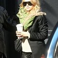 Ashley leaving an office building in New York City-paparazzi luty 2008