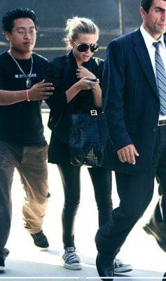 MK and Ash leaving Maxfields in West Hollywood-paparazzi lipiec 2007