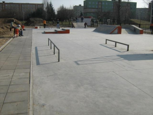 Czestochowa - skate park - bleszno,
zobacz wiecej na www.czestochowaforum.pl #czestochowa #SkatePark #bleszno #skate #rakow #forum #ladne
