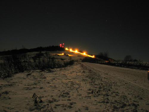 łysa góra nocą #przyroda #natura #zima #krajobraz #JeleniaGóra #drzewa #śnieg #karkonosze