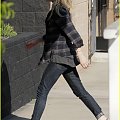 Ashley shopping at Costume National-paparazzi marzec 2008