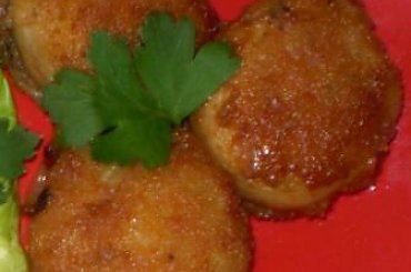 Faszerowane pieczarki.Przepisy na : http://www.kulinaria.foody.pl/ , http://www.kuron.com.pl/ i http://kulinaria.uwrocie.info/ #pieczarki #dodatki #obiad #IIDania #jedzenie #kulinaria