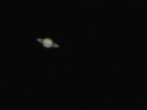 Saturn z synci