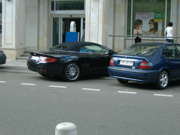 Aston Martin DB 9 Volante