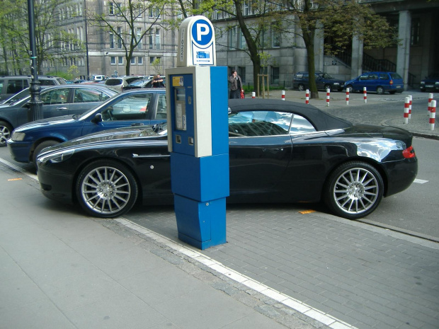 Aston Martin DB 9 Volante