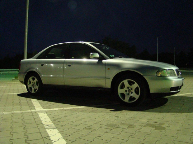 Audi A4 1.8T quattro