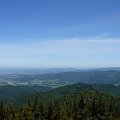 widok z wieży na Radziejowej na wschód (Nowy i Stary Sącz i Beskid Niski)