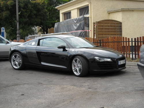 Audi R8