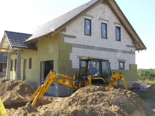 wykop dziury pod szambo ;)