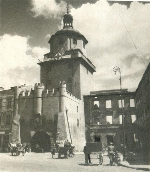 Brama Krakowska - 1946 r.