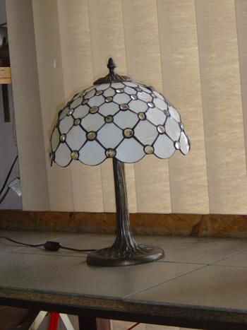 Lampa autorska wykonana wg wzoru z gazety przyniesionego przez panią Małgorzatę.