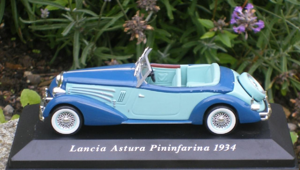 #LanciaAsturaPininfarina