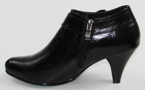 kozaczki czarne zapinane 11 10 08 - XL 9364