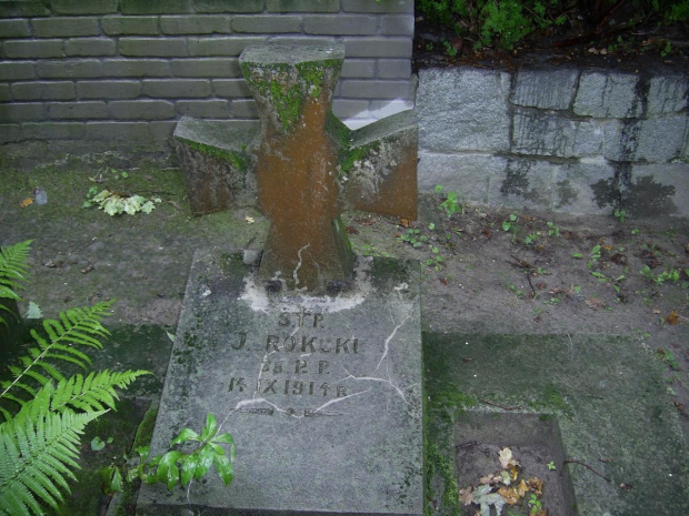 Grób żołnierza poległego w 1920 r. - Kazimierz Dolny #PomnikiHistorii #Tablice