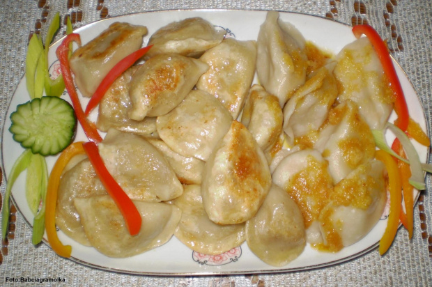 Ruskie pierogi.Przepisy na : http://www.kulinaria.foody.pl/ , http://www.kuron.com.pl/ i http://kulinaria.uwrocie.info #pierogi #jedzenie #gotowanie #kulinaria #PrzepisyKulinarne