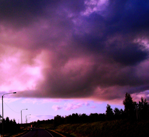 Wielkie chmurzysko - Finlandia #Niebo #chmury