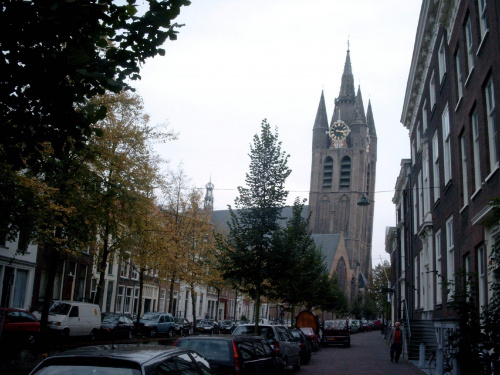 IX.2003 Delft (jest sporo odchylona, ale bez pekniec)