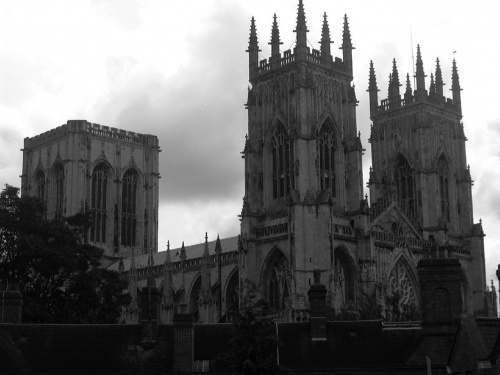 widok z murów obronnych na York Minster :) #katedra #York