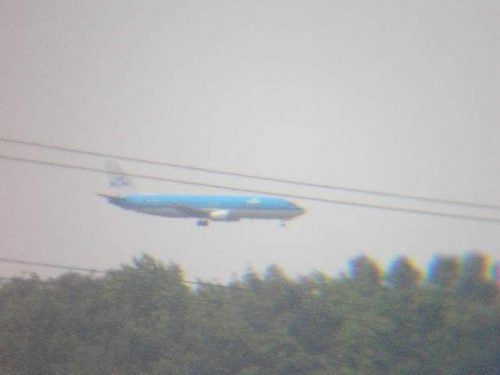 B737-880 KLM na Okecie od strony Puławskiej. #samolot