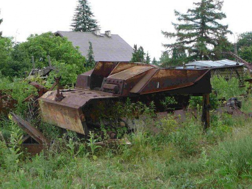 Wrak działa samobieżnego StuG III Ausf. G