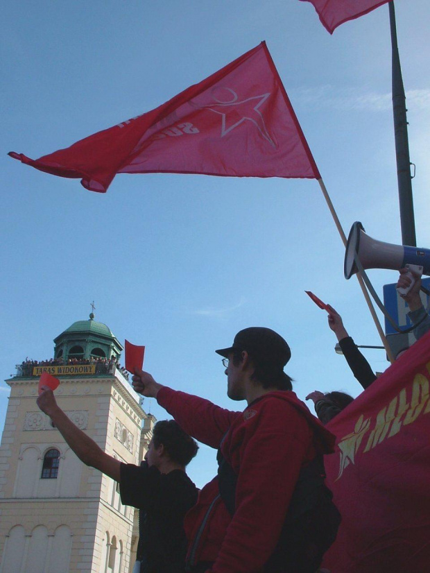 Czerwona Kartka #MłodziSocjaliści #Demokracja #Równość #Socjalizm