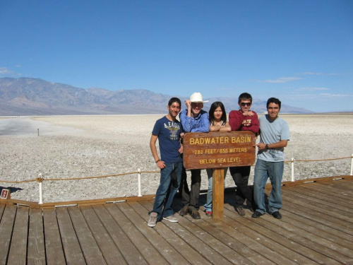 Badwater w Dolinie Śmierci