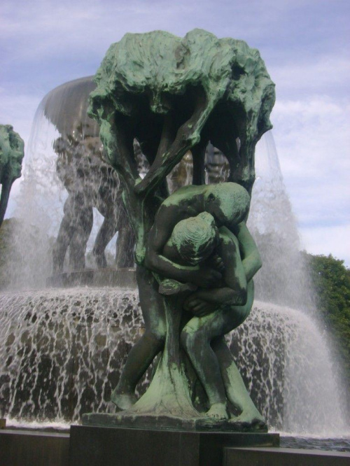 fontanna, obramowanie #Vigeland