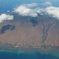 do takiej wysokości wdrapują się ludzie z domami na stok wulkanu - Hawaje #usa #wycieczka