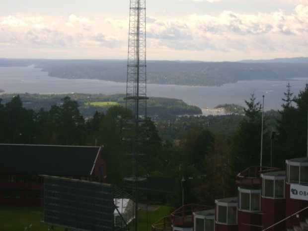 Holmenkollen, skocznia przy progu.widok na otoczenie, Oslofjord